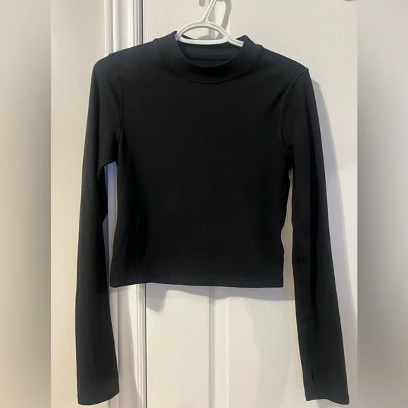 Athleta Shanti Mock Neck Longsleeve Top Black Small Open Back - Picture 4 of 6
